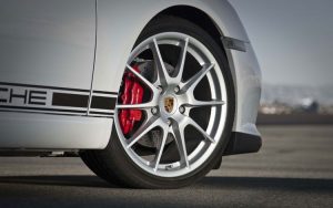 tyre boxster-spyder-wheel